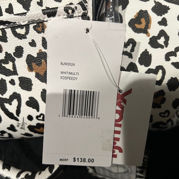 BETSEY JOHNSON XOSPEEDY LEOPARD HEARTS DUFFLE BAG - Picture 14 of 14